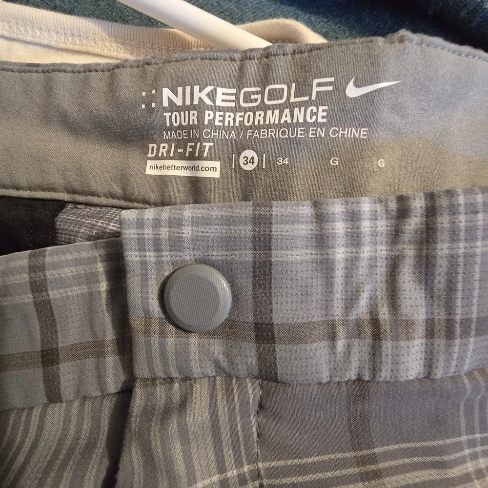 Nike Golf Tour Performance Plaid Shorts Mens Sz 34 Inseam 11